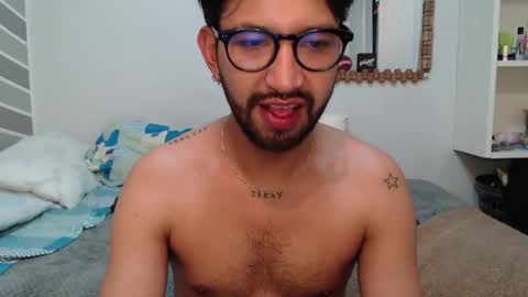Snapshot of adrian_falcon chatting on May 2, 6:07 am Adrian Falcon online show from May 2, 6:07 am
