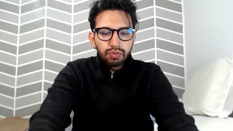 Snapshot of adrian_falcon chatting on June 1, 6:59 am Adrian Falcon online show from June 1, 6:59 am