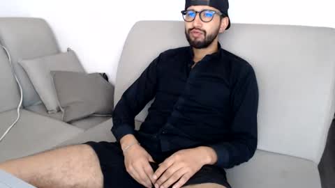 Snapshot of adrian_falcon chatting on July 15, 8:03 pm Adrian Falcon online show from July 15, 8:03 pm