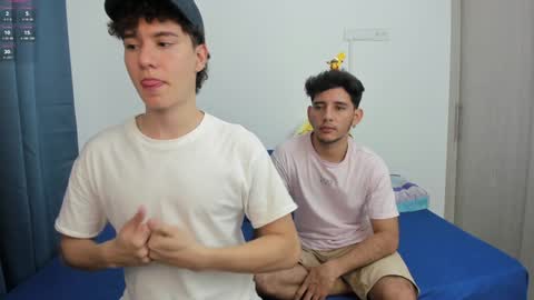 adrian morelli online show from January 25, 2:04 am