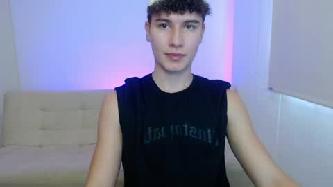Snapshot of adrian_morelli chatting on May 22, 8:14 pm adrian morelli online show from May 22, 8:14 pm