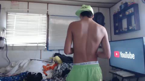 adrian_peter22cm online show from January 5, 5:20 pm