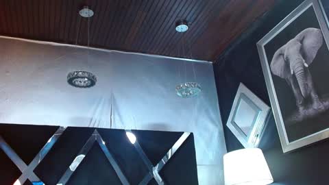 Snapshot of adrian_rae chatting on December 18, 3:33 pm   online show from December 18, 3:33 pm