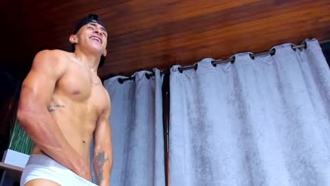 Snapshot of adrian_rae chatting on January 4, 2:46 pm   online show from January 4, 2:46 pm