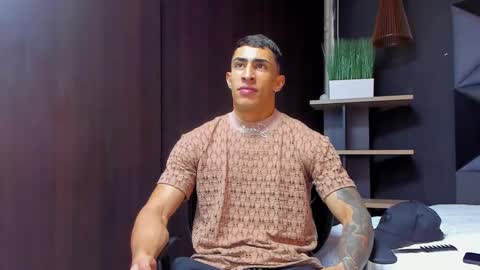 Snapshot of adrian_rae chatting on September 11, 5:57 pm   online show from September 11, 5:57 pm