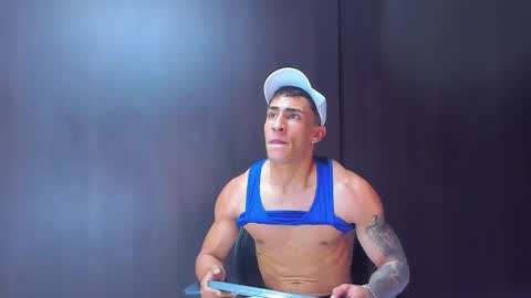 Snapshot of adrian_rae chatting on September 12, 6:41 pm   online show from September 12, 6:41 pm