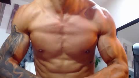 Snapshot of adrian_rae chatting on October 2, 6:37 pm   online show from October 2, 6:37 pm