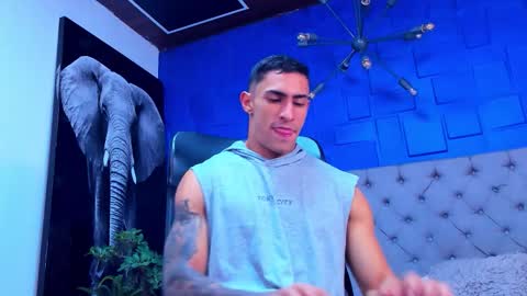   online show from November 5, 12:54 am