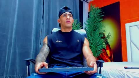   online show from March 16, 12:09 pm