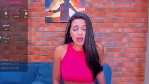 Snapshot of adriana1_ chatting on November 6, 8:32 pm Adriana online show from November 6, 8:32 pm