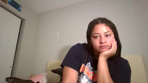 Snapshot of adriana318798 chatting on April 2, 10:57 am Princess Adri online show from April 2, 10:57 am