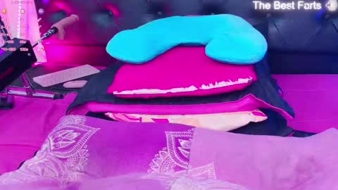 Snapshot of adriana_55 chatting on November 19, 12:32 am AdrianaSexy online show from November 19, 12:32 am