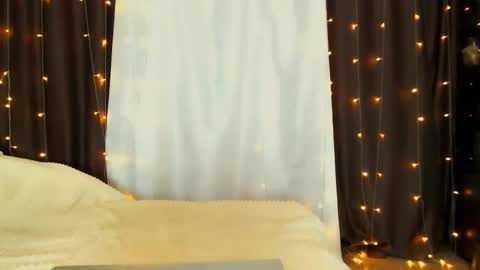 Snapshot of adriana_sweet_24 chatting on November 21, 8:02 am Adriana Sweet 24 online show from November 21, 8:02 am