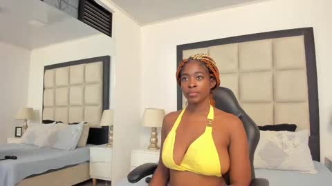 Snapshot of adrianacampbell chatting on September 10, 1:33 pm Adriana online show from September 10, 1:33 pm