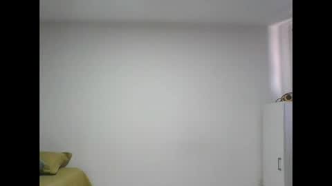 adrianagogo18 online show from October 26, 3:29 pm