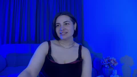Snapshot of adrianatores chatting on May 5, 7:22 pm AdrianaTores online show from May 5, 7:22 pm