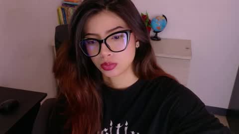 Adriana  online show from May 7, 9:03 am