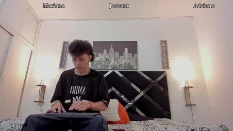 Adrian online show from October 17, 3:53 am