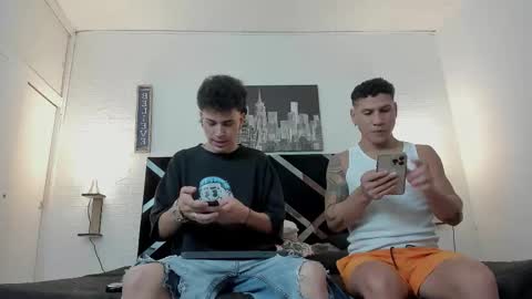 Adrian online show from November 18, 4:50 am