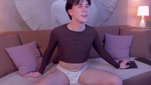 Snapshot of adrianoaubert chatting on February 28, 5:26 pm adrianoaubert online show from February 28, 5:26 pm