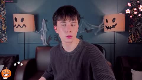 Snapshot of adrianoaubert chatting on November 9, 3:16 am adrianoaubert online show from November 9, 3:16 am