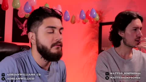 Snapshot of adrianwilliams_ chatting on December 4, 4:43 am Adrian Williams online show from December 4, 4:43 am