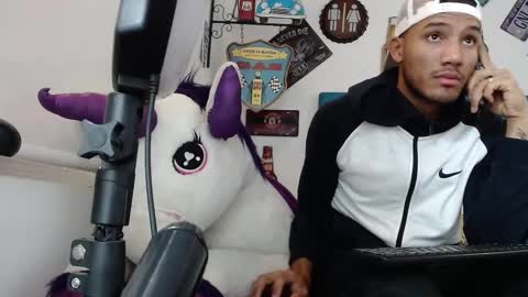 adriel_and_risitos_ online show from October 7, 2:31 am