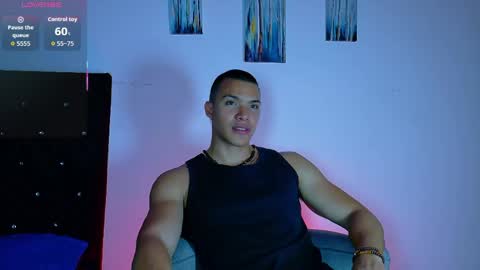 adriel_escalante online show from April 27, 4:21 am