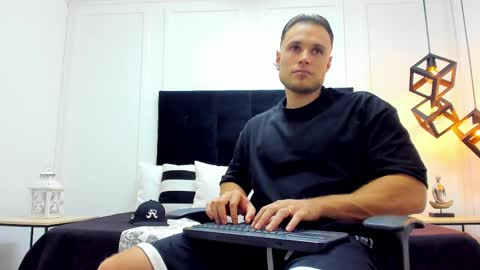 Adrein Roche online show from February 22, 11:24 pm
