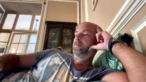 adrienfromparis online show from February 24, 9:53 am