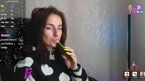 Snapshot of adrihanna chatting on May 18, 6:19 am Adriana online show from May 18, 6:19 am