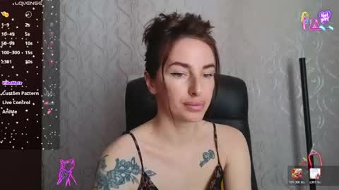 Snapshot of adrihanna chatting on June 8, 6:03 am Adriana online show from June 8, 6:03 am