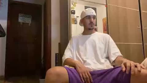 Luci online show from November 5, 2:55 am