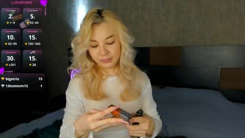 Snapshot of aeries_steel chatting on December 11, 6:25 am Aeries online show from December 11, 6:25 am