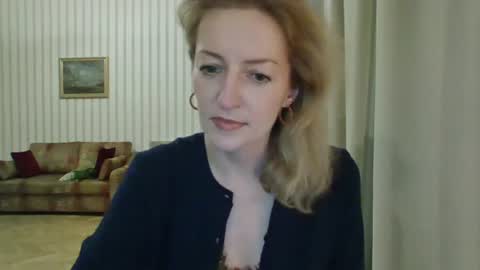 Snapshot of aeroliss chatting on July 3, 6:36 pm aeroliss online show from July 3, 6:36 pm
