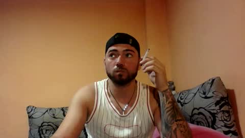 Snapshot of aerthurethan chatting on October 24, 8:55 am aerthurethan online show from October 24, 8:55 am