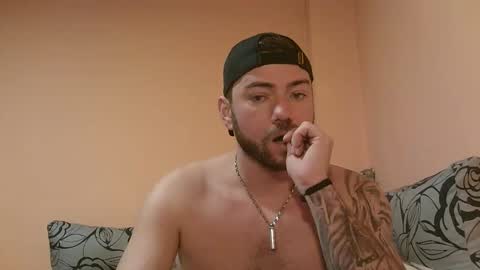 aerthurethan online show from December 15, 5:34 am