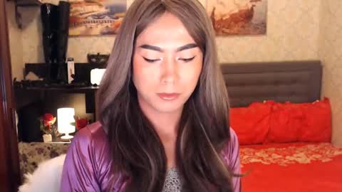 Snapshot of affairtoyourgoddesskhendra chatting on February 3, 6:13 am Dominant Goddess Contessa online show from February 3, 6:13 am