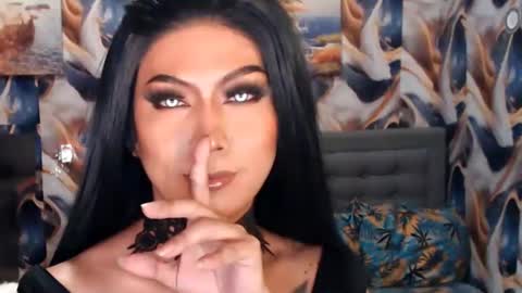 Snapshot of affairtoyourgoddesskhendra chatting on March 5, 12:16 am Dominant Goddess Contessa online show from March 5, 12:16 am