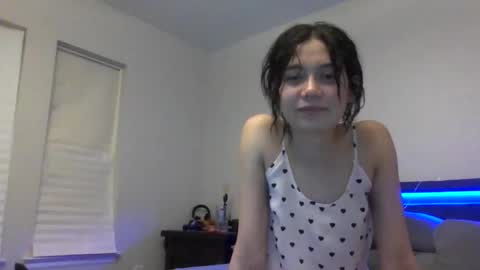 Snapshot of affie_ chatting on March 15, 6:52 am affie_ online show from March 15, 6:52 am