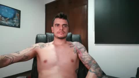 Snapshot of affoihaha chatting on March 8, 1:36 pm affoihaha online show from March 8, 1:36 pm