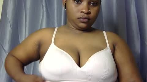 stella online show from November 7, 3:56 pm