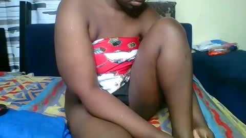 Snapshot of africana_08 chatting on May 21, 5:03 am africana_08 online show from May 21, 5:03 am