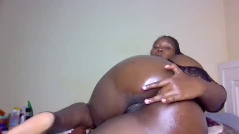Snapshot of africana_08 chatting on July 9, 9:30 pm africana_08 online show from July 9, 9:30 pm