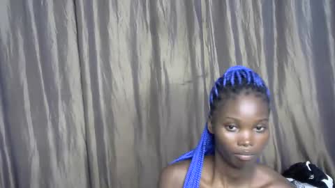 Snapshot of africana_slimqueen chatting on April 11, 4:06 am africana_slimqueen online show from April 11, 4:06 am