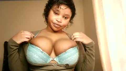 Snapshot of africanboobies24 chatting on July 21, 9:11 am africanboobies24 online show from July 21, 9:11 am
