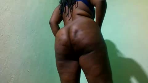 Snapshot of africangal6677 chatting on May 26, 4:08 am africangal6677 online show from May 26, 4:08 am