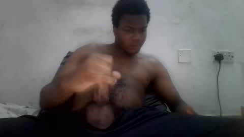 Snapshot of africanprince41 chatting on March 16, 8:24 pm africanprince41 online show from March 16, 8:24 pm