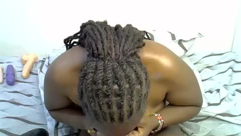 Snapshot of afrisayari chatting on May 10, 1:44 am afrisayari online show from May 10, 1:44 am