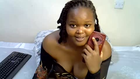 Snapshot of afrisayari chatting on June 13, 12:14 pm afrisayari online show from June 13, 12:14 pm